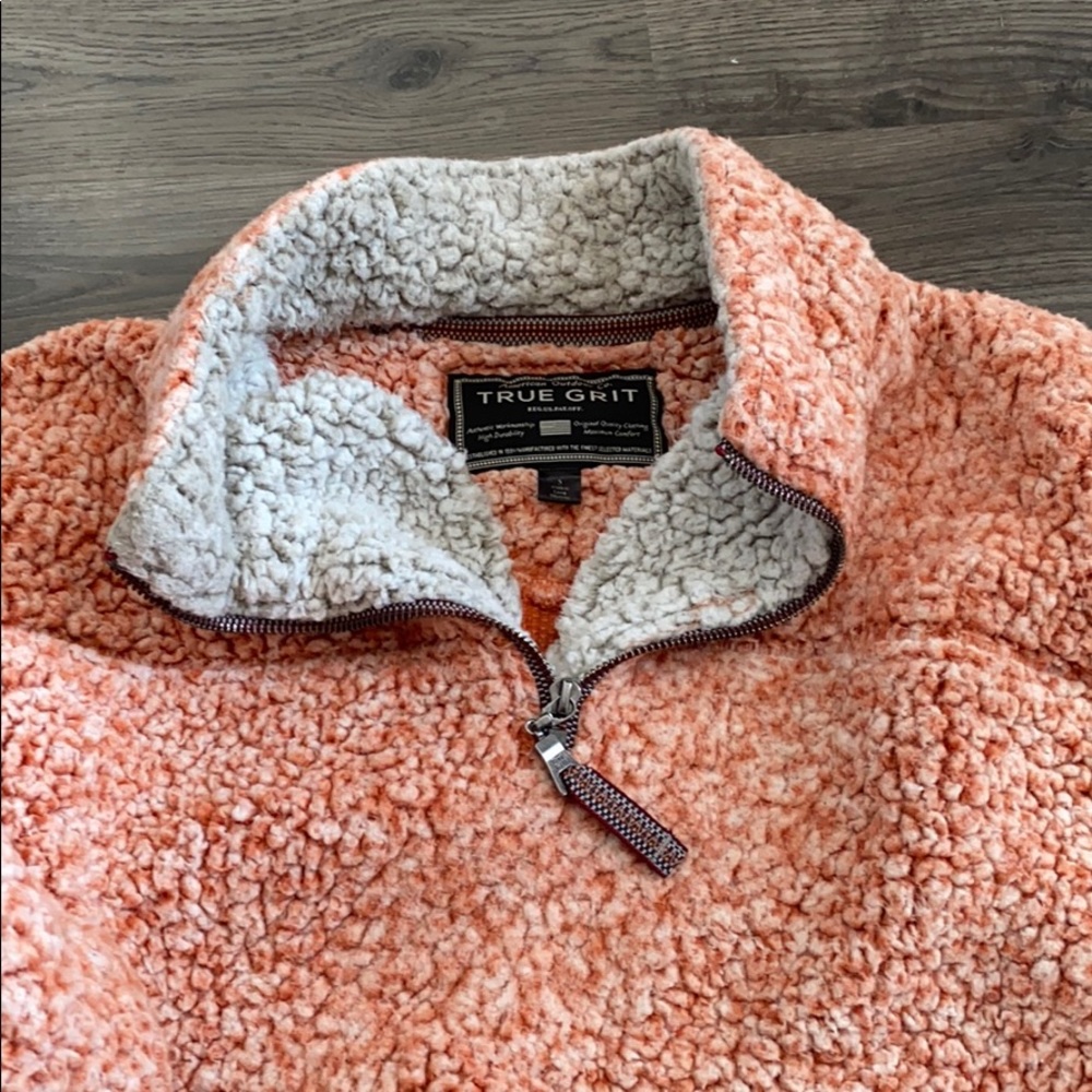 True grit pullover - Picture 3 of 3